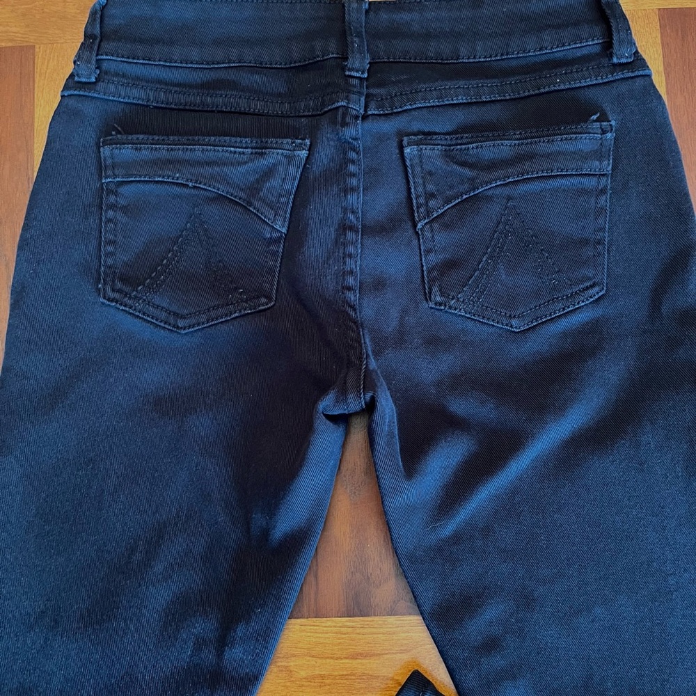 Delia’s Morgan Black Low Waist Straight Leg Jeans Size 3/4 - Picture 4 of 8
